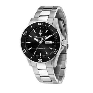 Front view of Maserati R8823100002- Mens Watch on white background